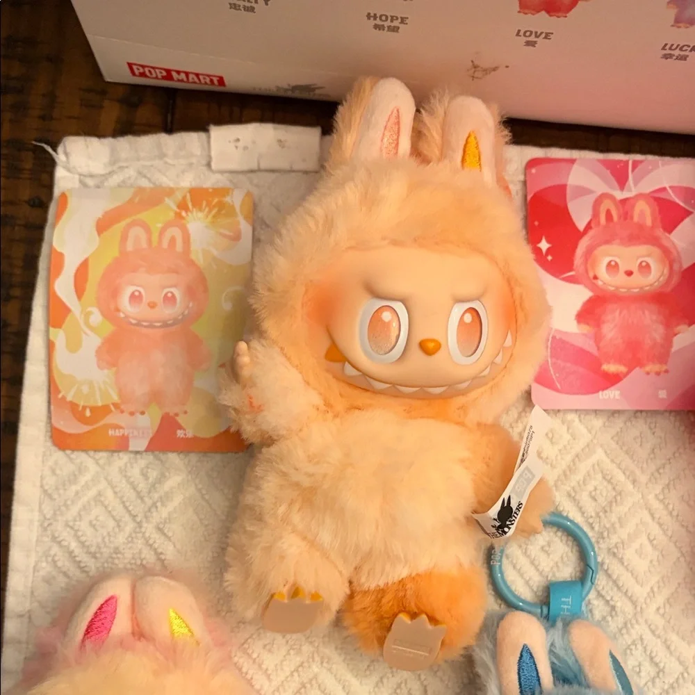Labubu Energy Complete Set - Picture 6 of 12